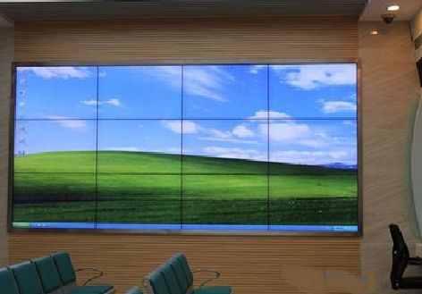 陇县液晶拼接屏的另类用法。